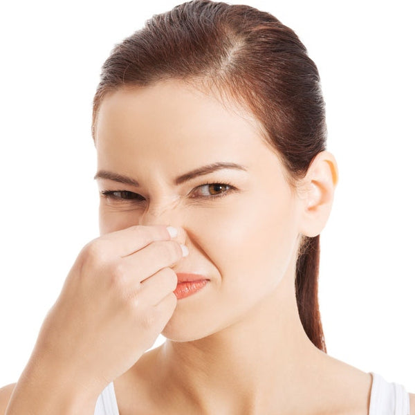 Girl with a smelly cast