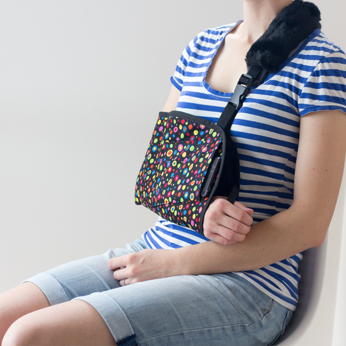 girl wearing an arm sling
